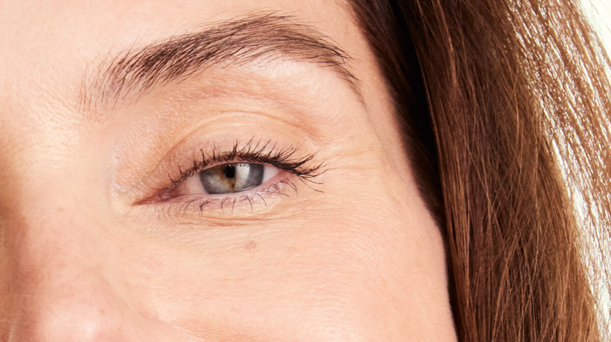 Eye Contour Cream: Application Tips